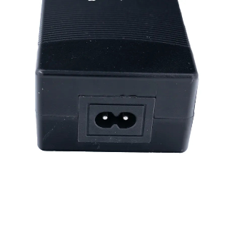 V20 oplader