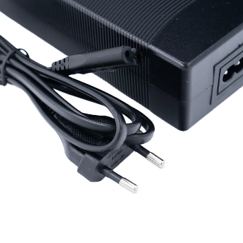 V20 oplader